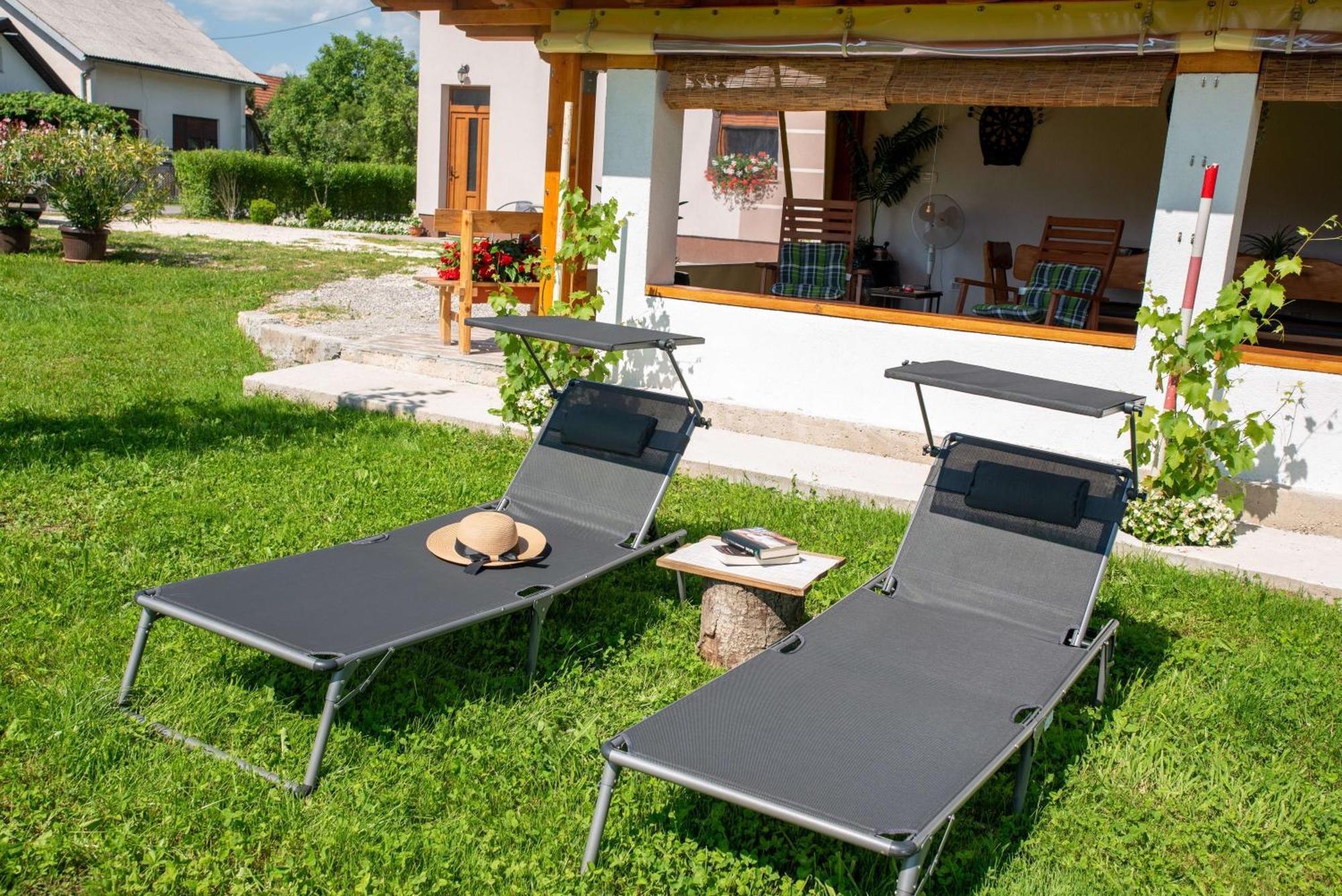 Villa Kuca Za Odmor Boki Gospić Exterior foto
